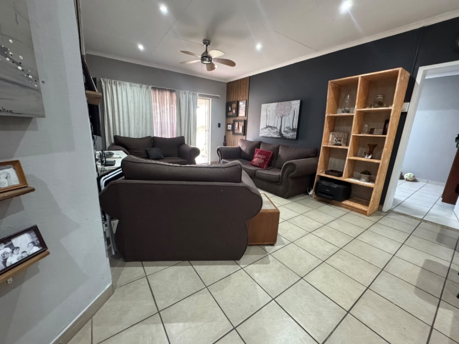 3 Bedroom Property for Sale in Songloed North West